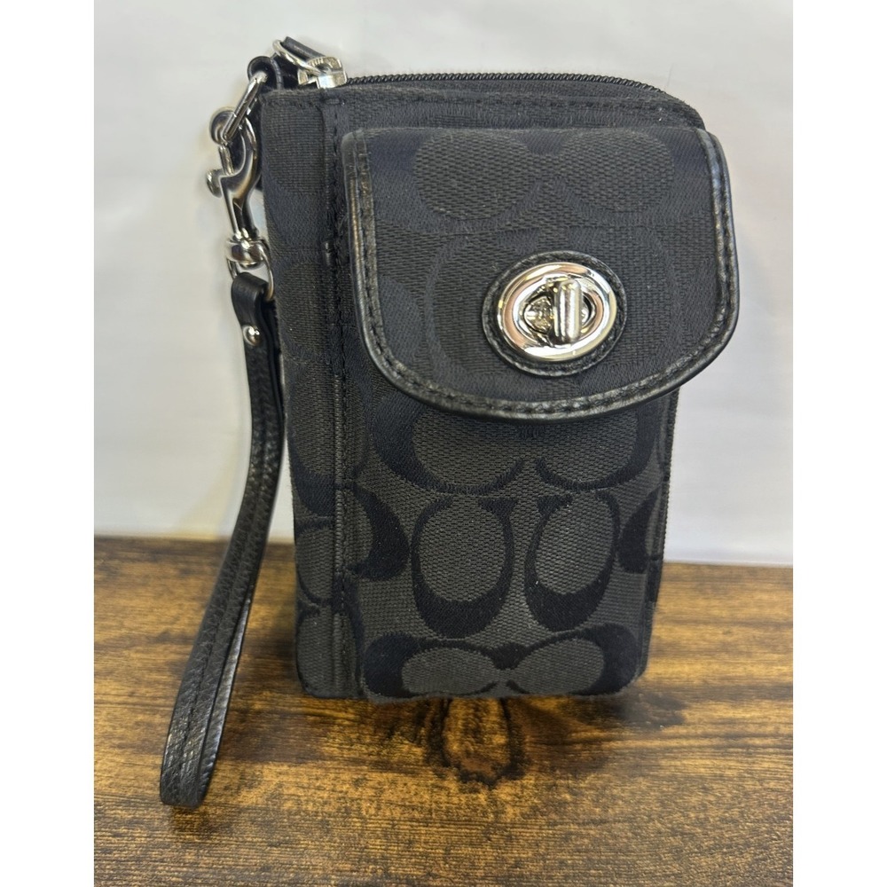 Coach Signature Logo Canvas Jacquard Wristlet Phone Wallet Turnlock Black Y2K - Picture 12 of 12